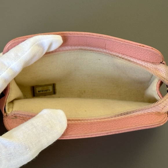 Chanel Pink Cosmetic / Coin Pouch - Picture 3 of 14